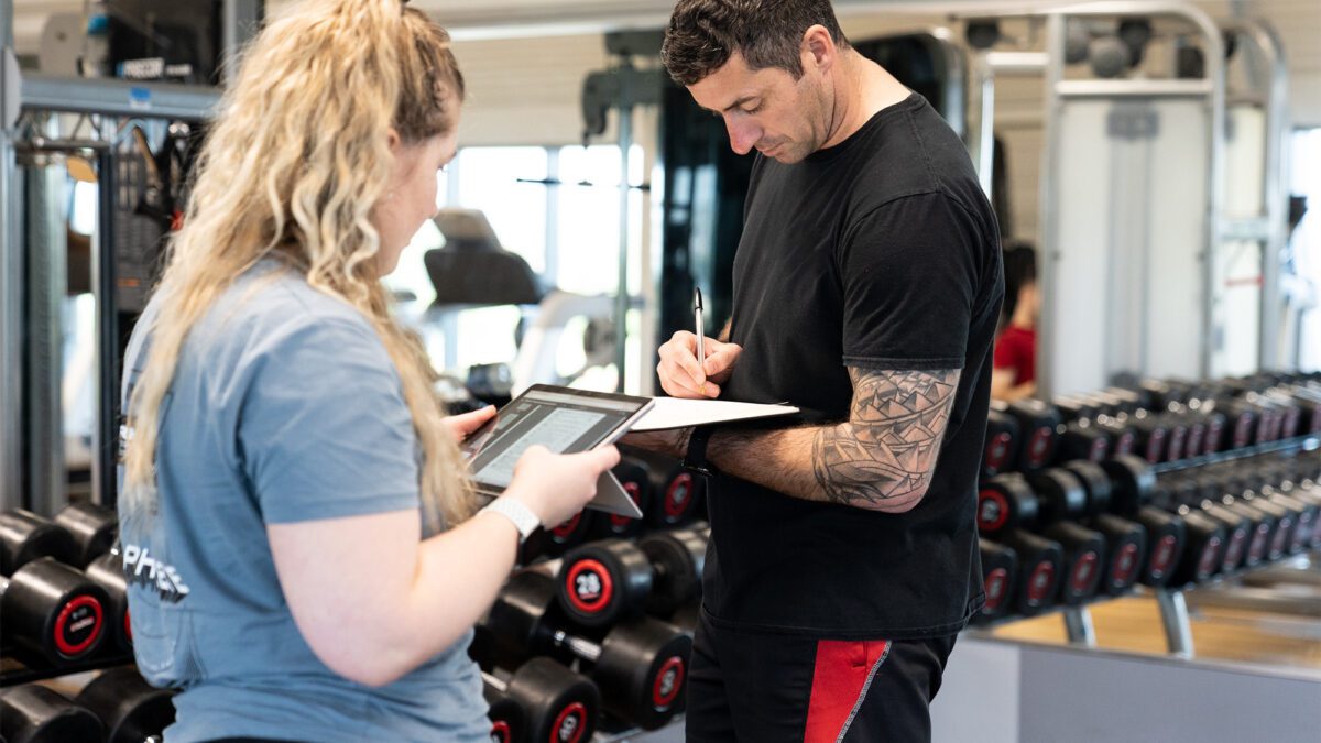 Personal training course instructor